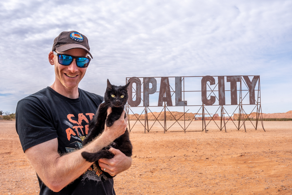 Willow and Opal Hunting in Coober Pedy – Yes, we found some!